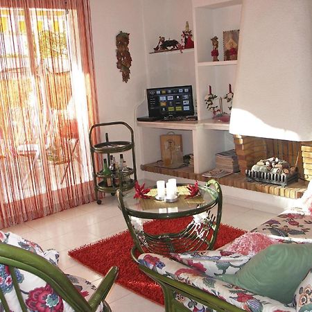 2 Bedroom Nice Apartment In Guardamar Del Segura Bagian luar foto